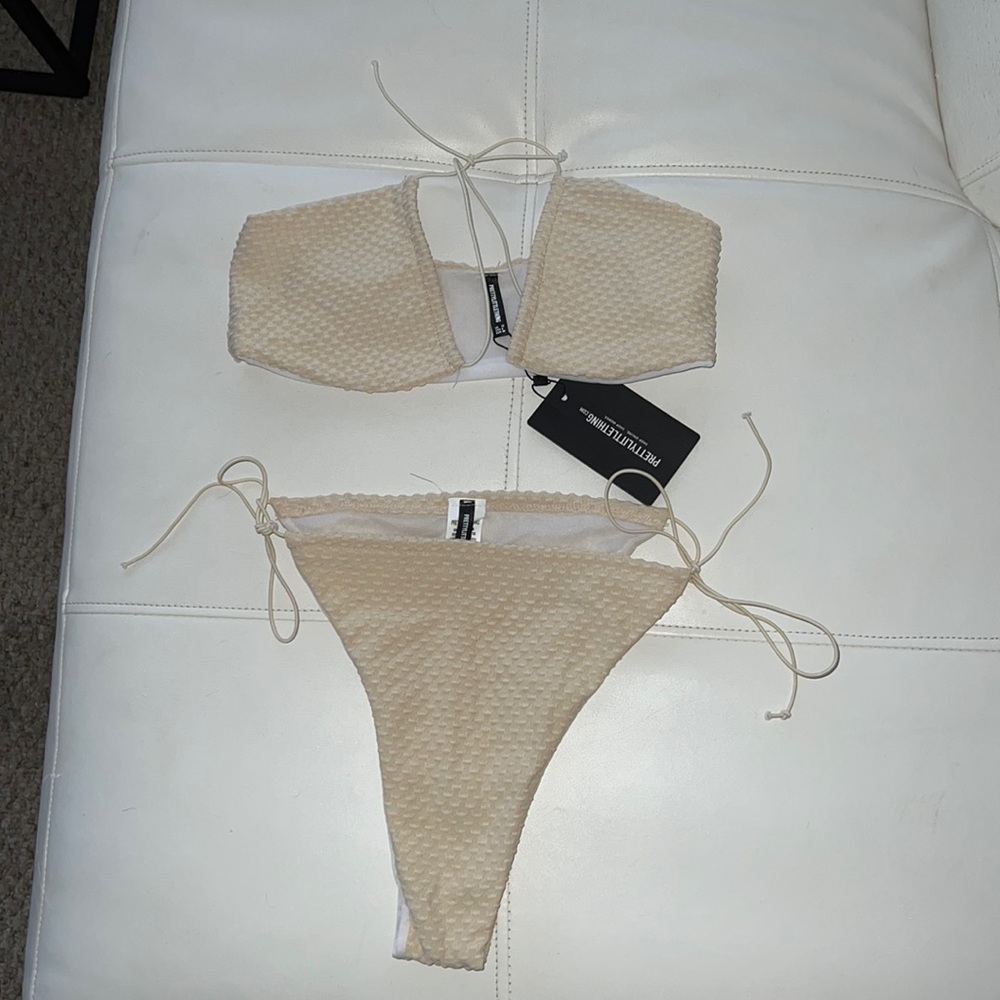 Nude waffle material Pretty Little Thing bikini set size 8